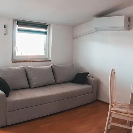 Ankica Apartment Stinjan